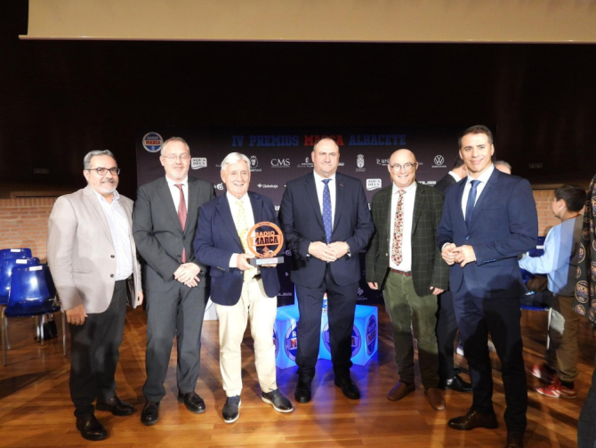 La I Vuelta Ciclista a Castilla-La Mancha Leader, distinguida como Mejor Evento Deportivo Regional 